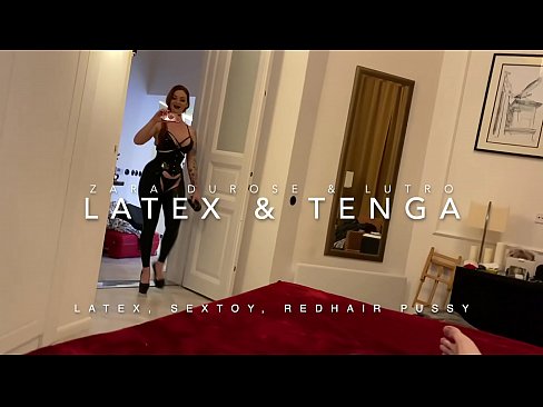 ❤️ Jaruma mai jajayen kaya sanye da rigar latex mai cin duri ☑ Batsa na dubura ❌