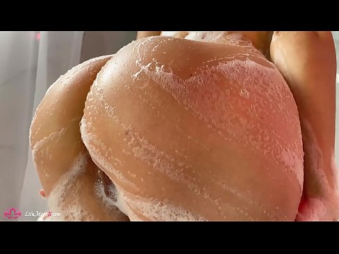 ❤️ Brunette Masturbates Pussy tare da Vibrator zuwa Tsananin inzali a cikin Shawa ☑ Batsa na dubura ❌